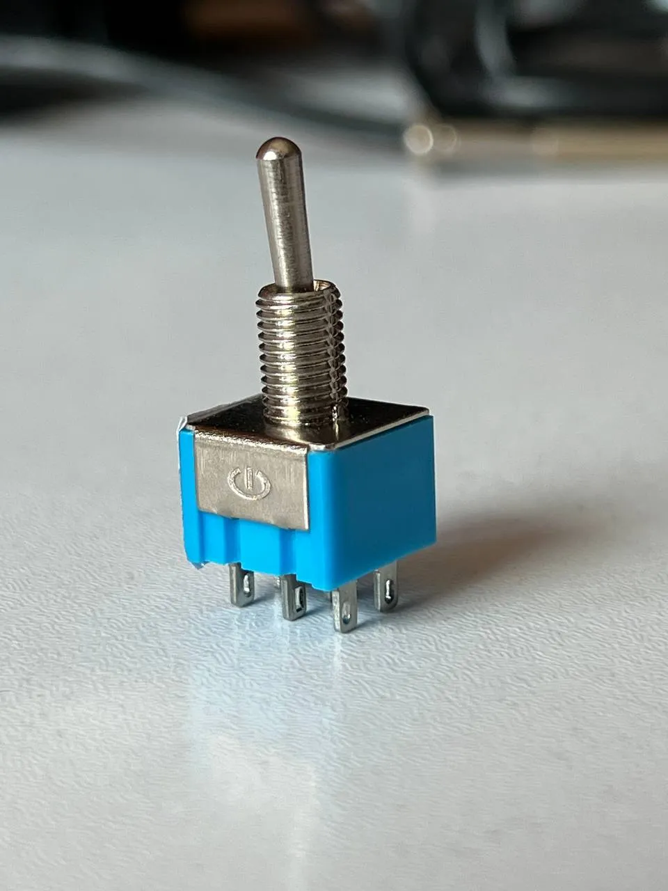 کلید چکشی 2 حالته 6 پایه کوچک